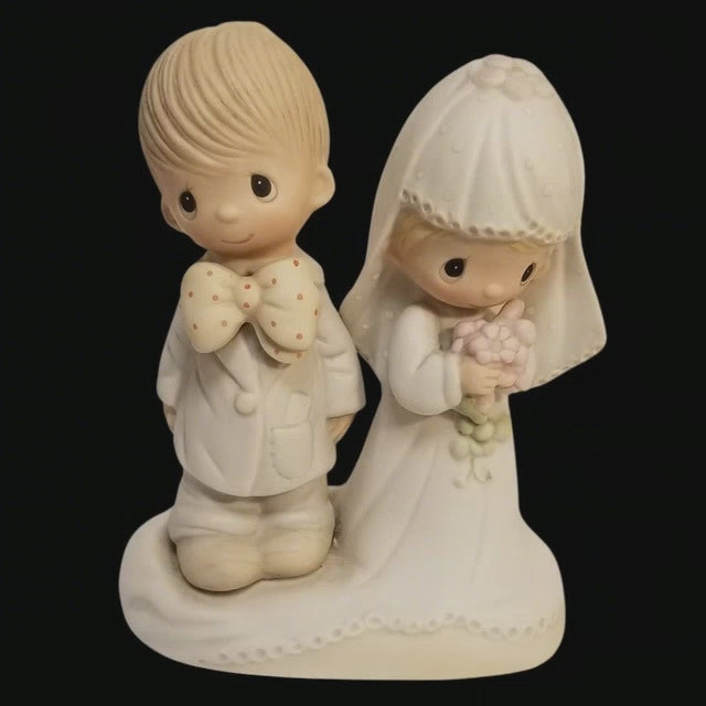 Precious Moments "The Lord Bless You And Keep You" 1979, No. E-3114, Wood Base